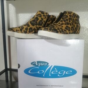 Women's Leopard Print Sneakers